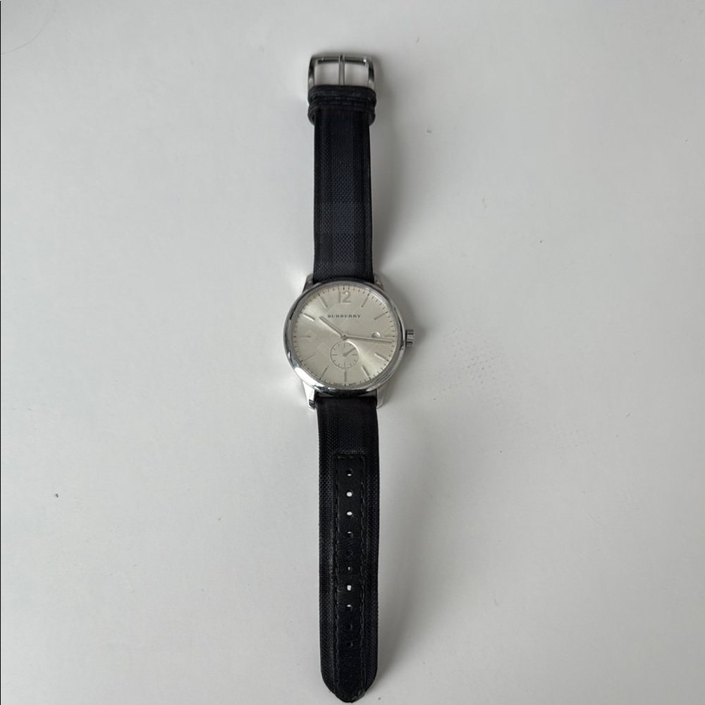 Burberry Silver and Black Men's Watch